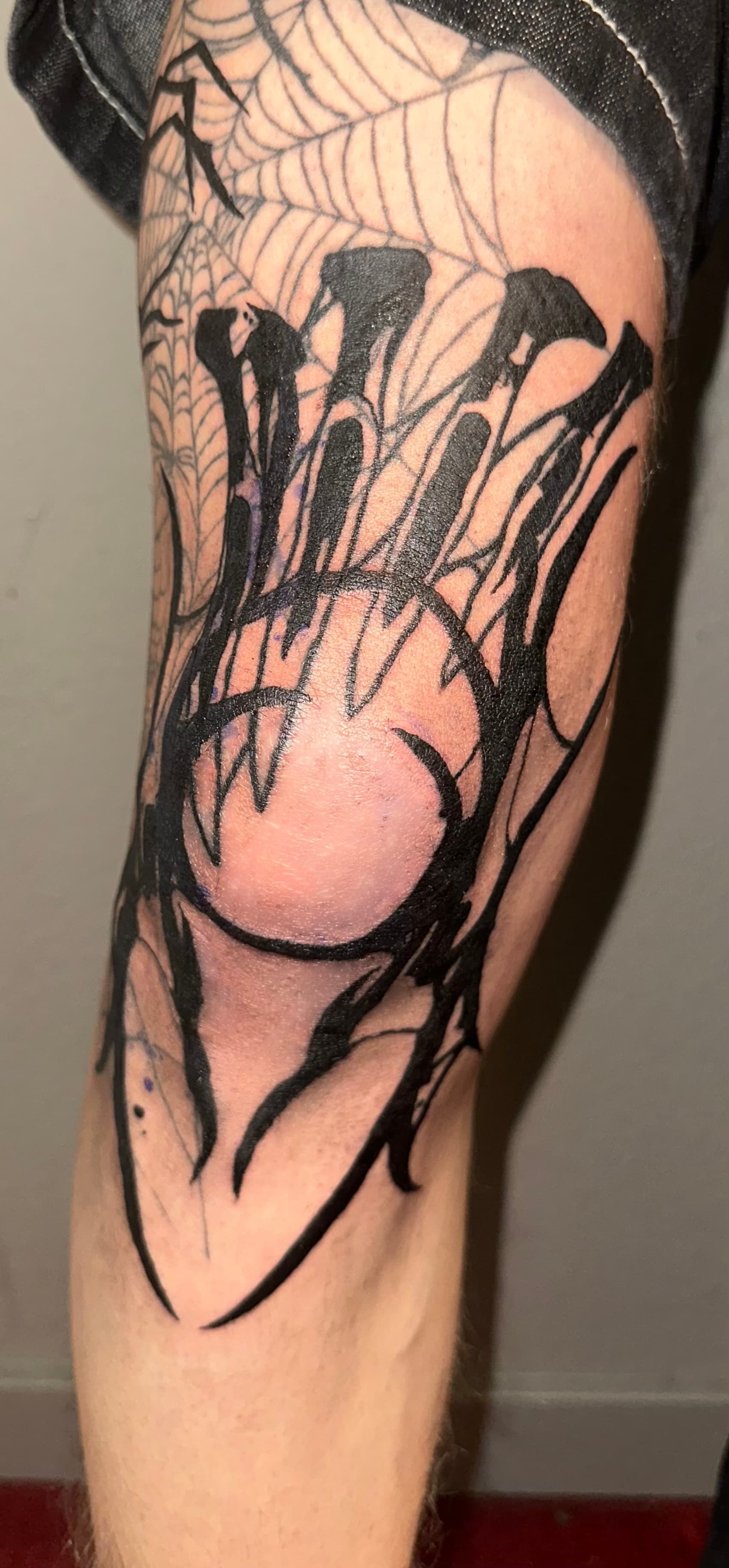 Tattoo work by Volodymyr Zhovtobriukh